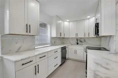 708 Normandy O Delray Beach FL 33484
