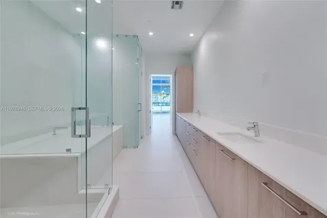 153 N Seabreeze Boulevard Fort Lauderdale FL 33304