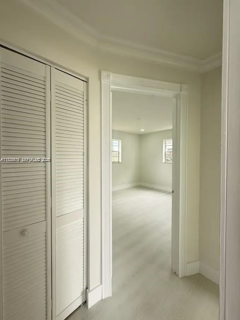 4529 SW 24th Street Fort Lauderdale FL 33317