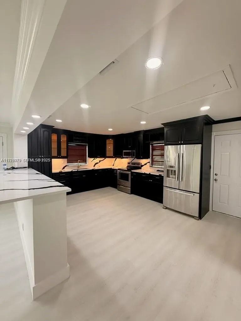 4529 SW 24th Street Fort Lauderdale FL 33317