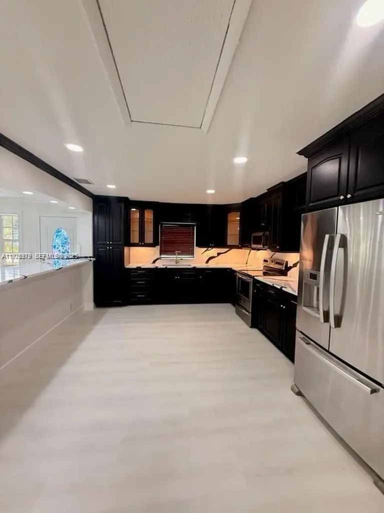 4529 SW 24th Street Fort Lauderdale FL 33317
