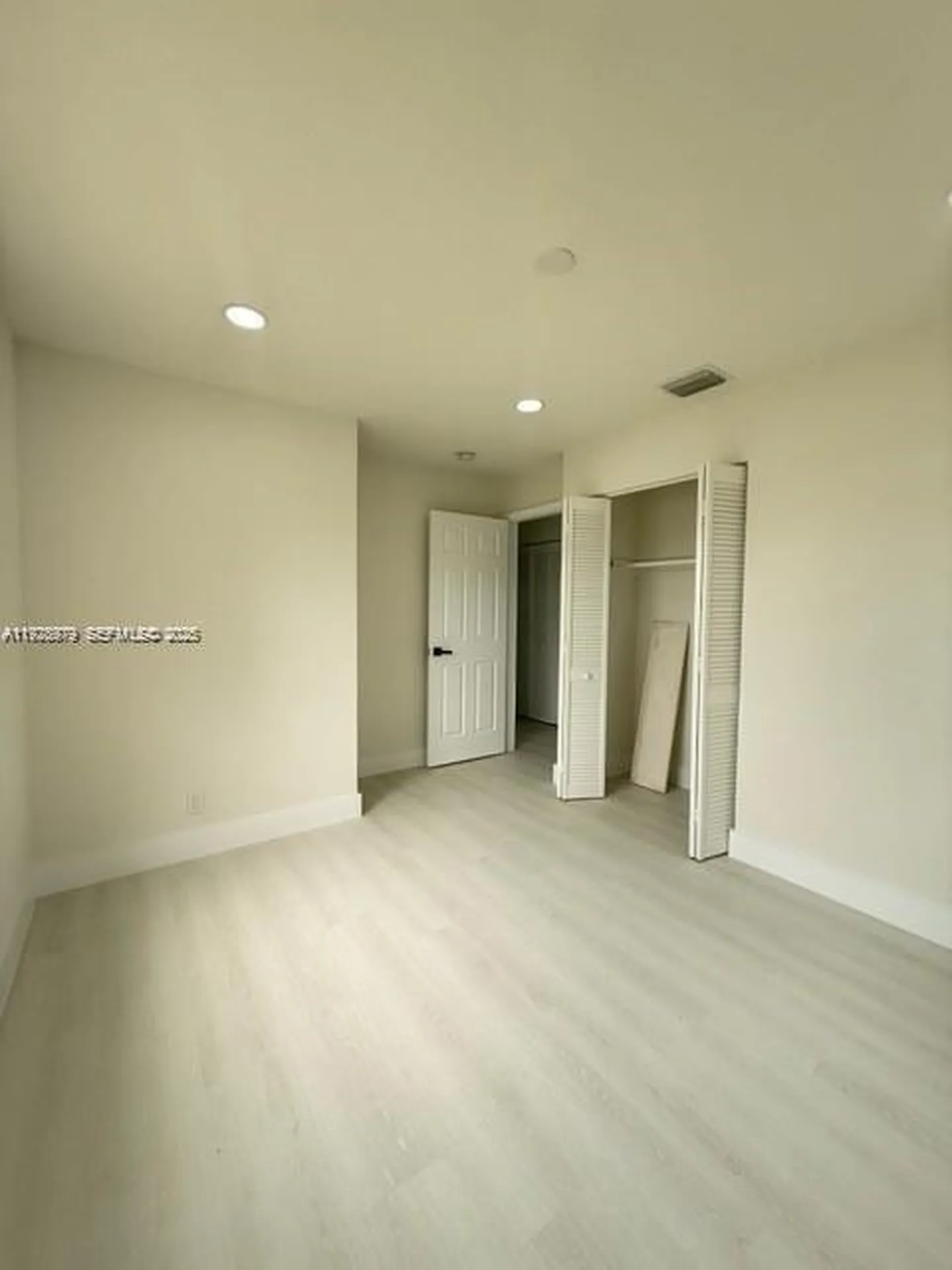 4529 SW 24th Street Fort Lauderdale FL 33317