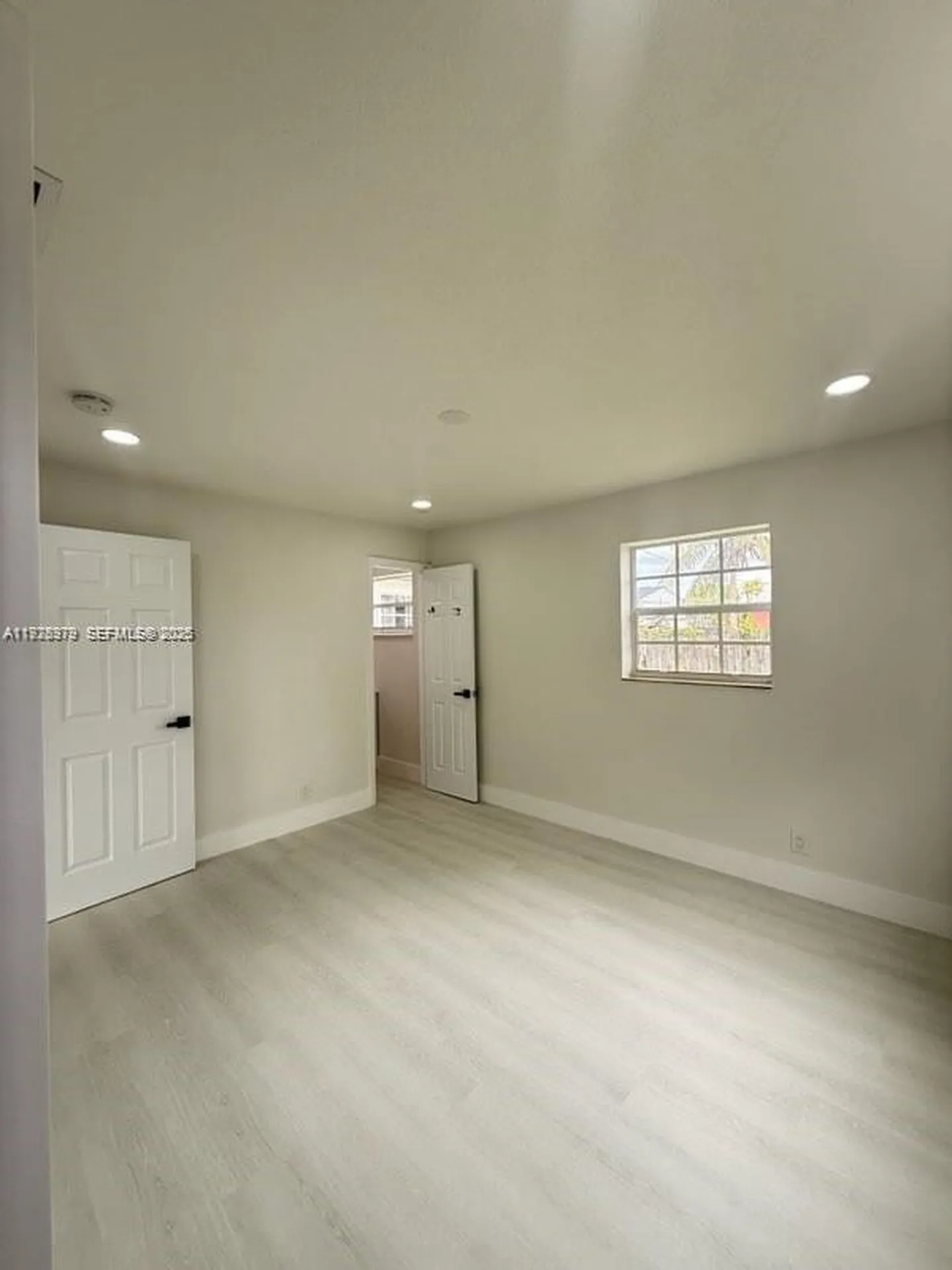 4529 SW 24th Street Fort Lauderdale FL 33317