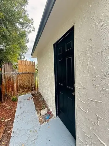 4529 SW 24th Street Plantation FL 33317