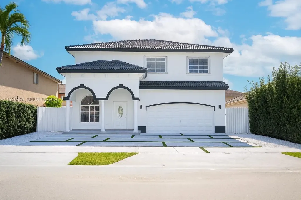 15064 SW 30th Terrace Miami FL 33185