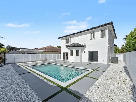 15064 SW 30th Terrace Miami FL 33185