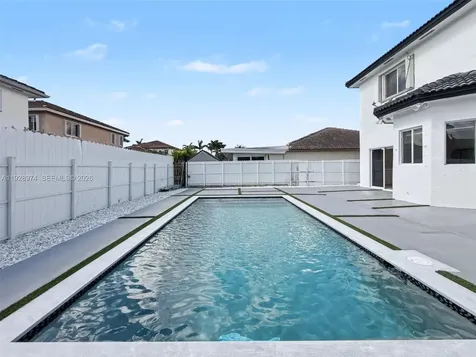 15064 SW 30th Terrace Miami FL 33185