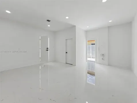 15064 SW 30th Terrace Miami FL 33185