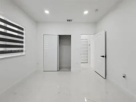 15064 SW 30th Terrace Miami FL 33185