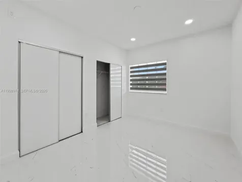 15064 SW 30th Terrace Miami FL 33185