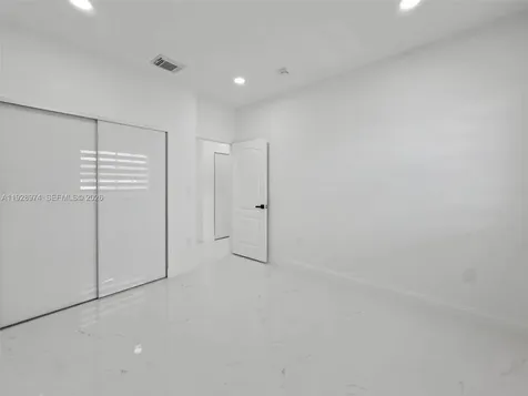 15064 SW 30th Terrace Miami FL 33185