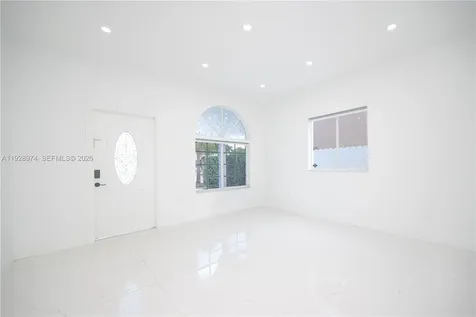 15064 SW 30th Terrace Miami FL 33185