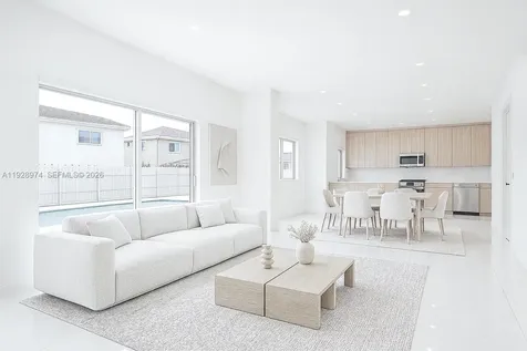 15064 SW 30th Terrace Miami FL 33185