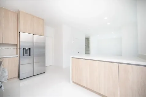 15064 SW 30th Terrace Miami FL 33185