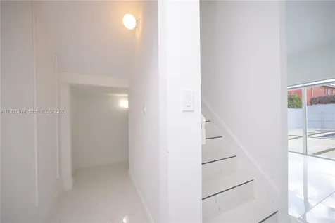 15064 SW 30th Terrace Miami FL 33185