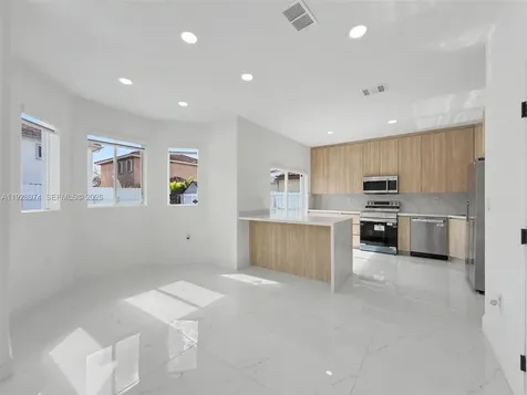 15064 SW 30th Terrace Miami FL 33185