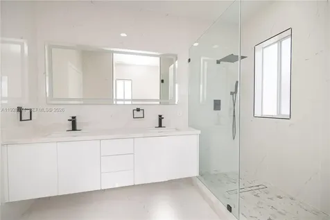 15064 SW 30th Terrace Miami FL 33185