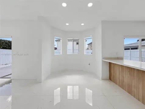15064 SW 30th Terrace Miami FL 33185