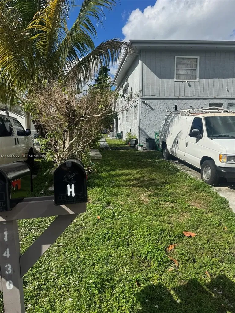1410 SW 44th Avenue Fort Lauderdale FL 33317