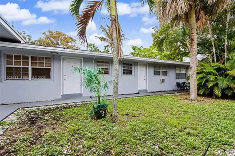 923 SE 2nd Avenue Hallandale Beach FL 33009