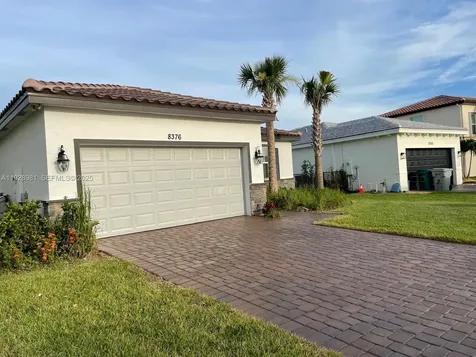 8376 NW Greenbank Circle Port St. Lucie FL 34987