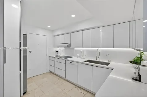 9250 W Bay Harbor Drive Bay Harbor Islands FL 33154