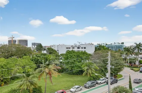 9250 W Bay Harbor Drive Bay Harbor Islands FL 33154