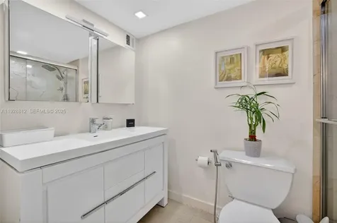 9250 W Bay Harbor Drive Bay Harbor Islands FL 33154