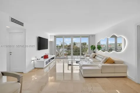 9250 W Bay Harbor Drive Bay Harbor Islands FL 33154