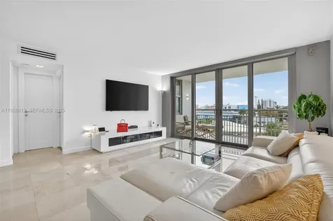 9250 W Bay Harbor Drive Bay Harbor Islands FL 33154