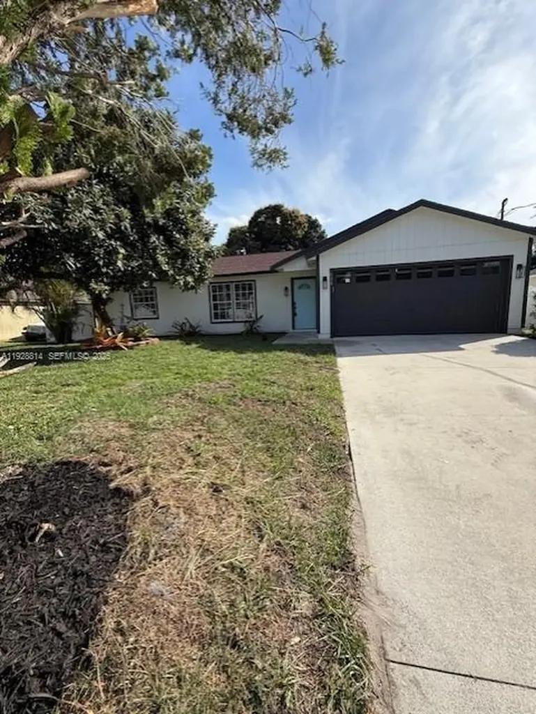 938 SW Durham Terrace Port St. Lucie FL 34953