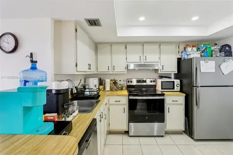 5570 NW 44th Street Lauderhill FL 33319