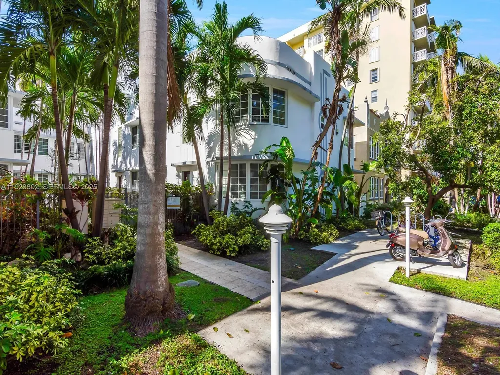 1000 Meridian Avenue Miami Beach FL 33139