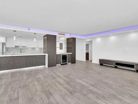 19667 Turnberry Way Aventura FL 33180