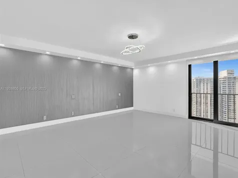 19667 Turnberry Way Aventura FL 33180