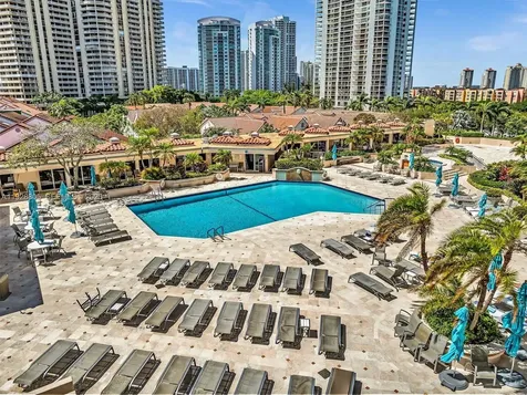 19667 Turnberry Way Aventura FL 33180