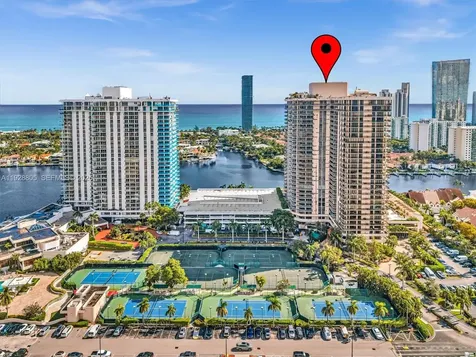 19667 Turnberry Way Aventura FL 33180