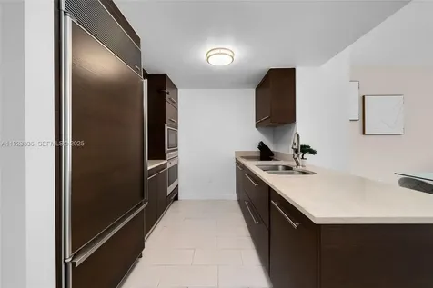 485 Brickell Avenue Miami FL 33131