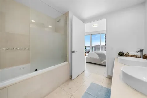 485 Brickell Avenue Miami FL 33131