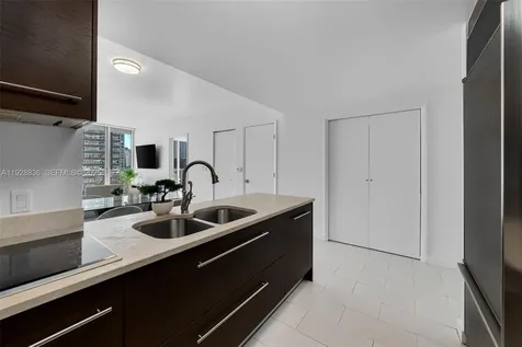 485 Brickell Avenue Miami FL 33131