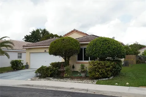 10245 SW 16th Court Pembroke Pines FL 33025