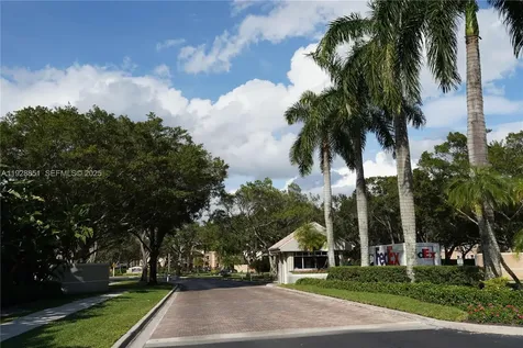 10245 SW 16th Court Pembroke Pines FL 33025