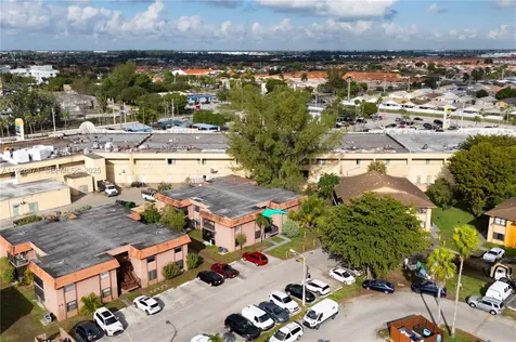 6580 W 27th Court Hialeah FL 33016