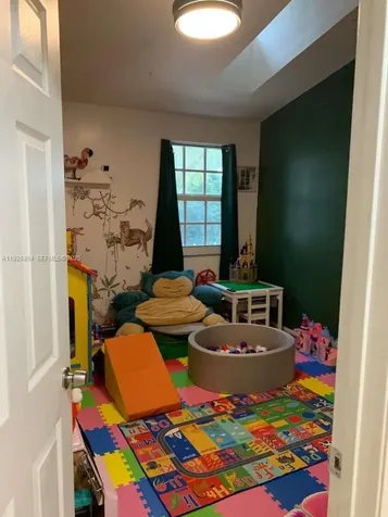 15228 SW 111th Street Miami FL 33196