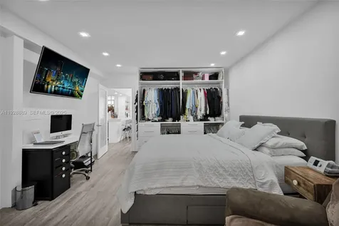 3711 SW 27th Terrace Miami FL 33134
