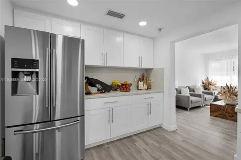 3711 SW 27th Terrace Miami FL 33134