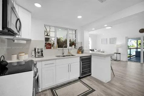 3711 SW 27th Terrace Miami FL 33134
