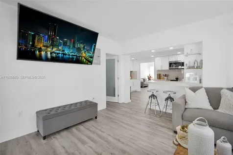 3711 SW 27th Terrace Miami FL 33134