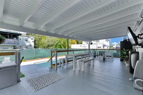 3711 SW 27th Terrace Miami FL 33134