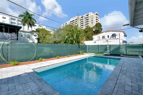 3711 SW 27th Terrace Miami FL 33134